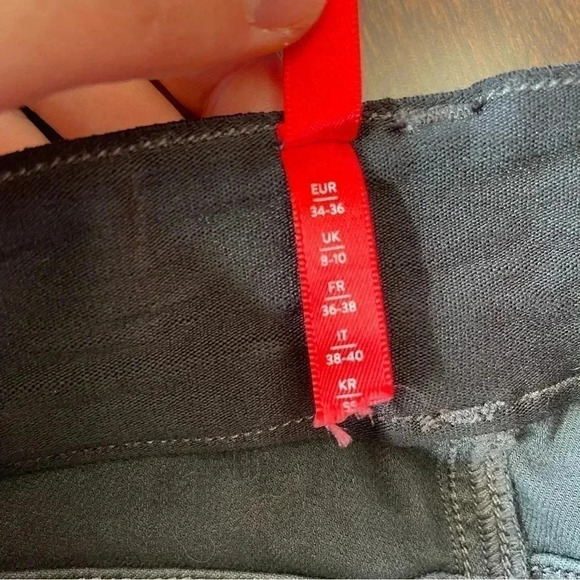 SPANX Twill Tapered Cargo Pant Gray Stretch Womens Pocket Faux Jean Small XS - Picture 10 of 13